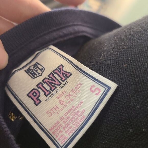 Women's PINK Victoria's Secret San Diego Chargers - Picture 2 of 3